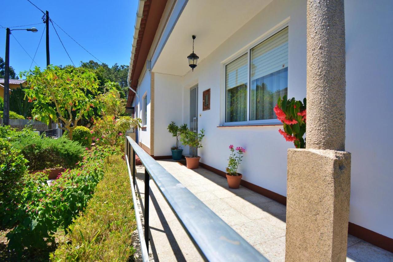 Casa Con Jardin En Vilanova De Arousa 外观 照片
