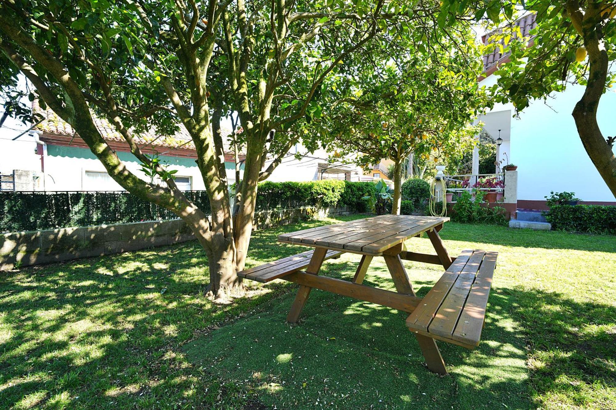 Casa Con Jardin En Vilanova De Arousa 庞特维德拉 外观 照片