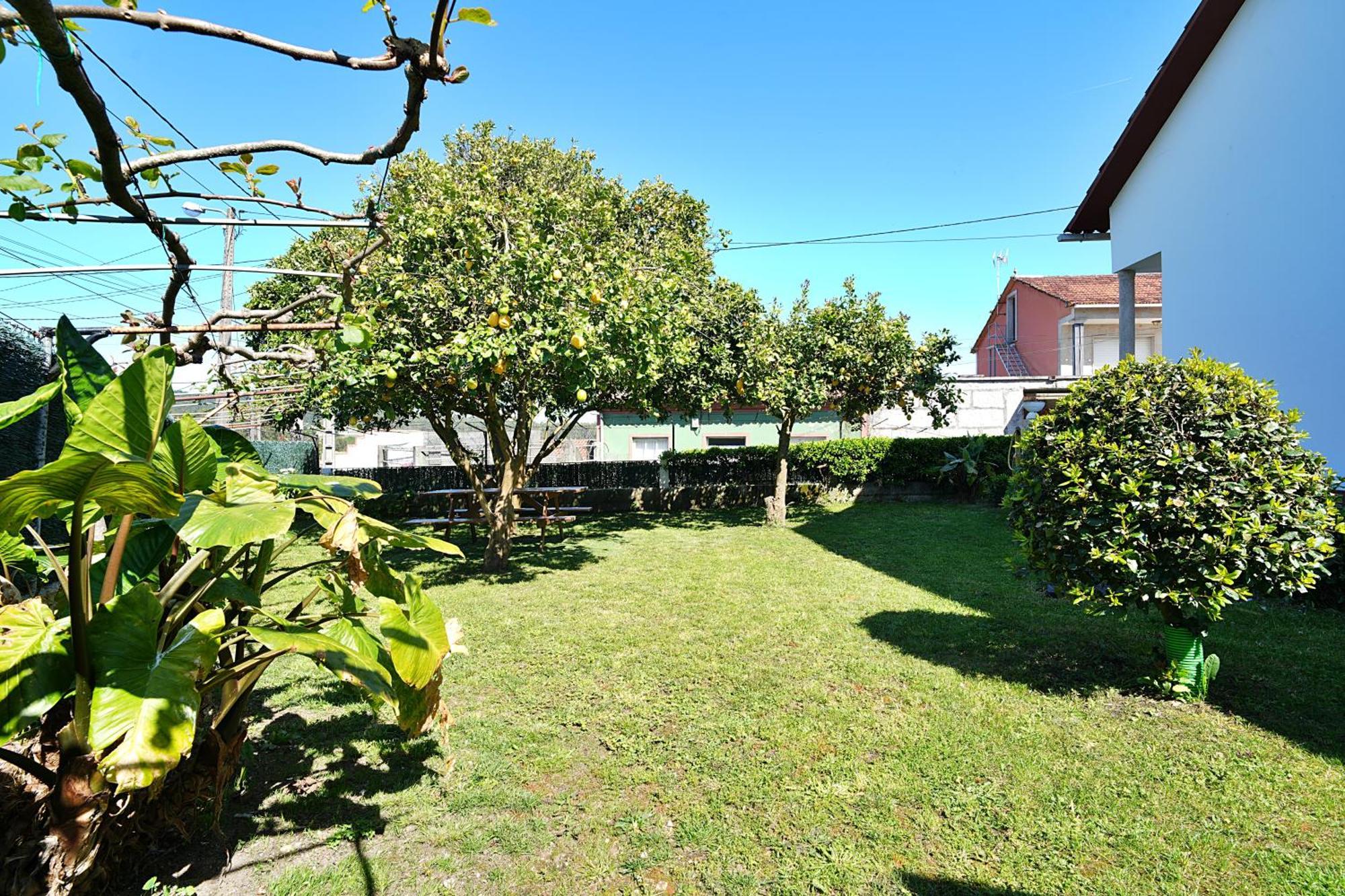 Casa Con Jardin En Vilanova De Arousa 庞特维德拉 外观 照片