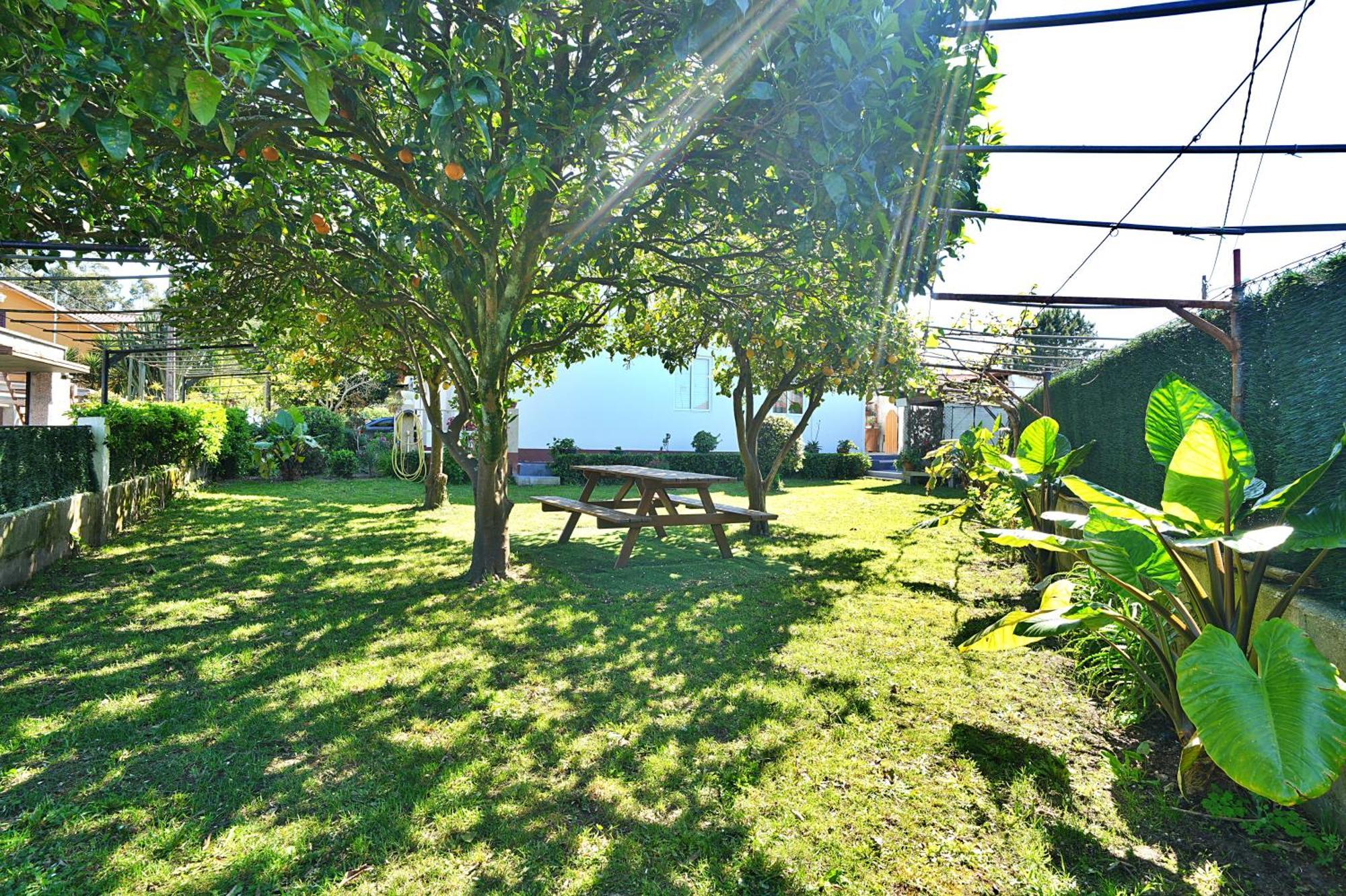 Casa Con Jardin En Vilanova De Arousa 庞特维德拉 外观 照片